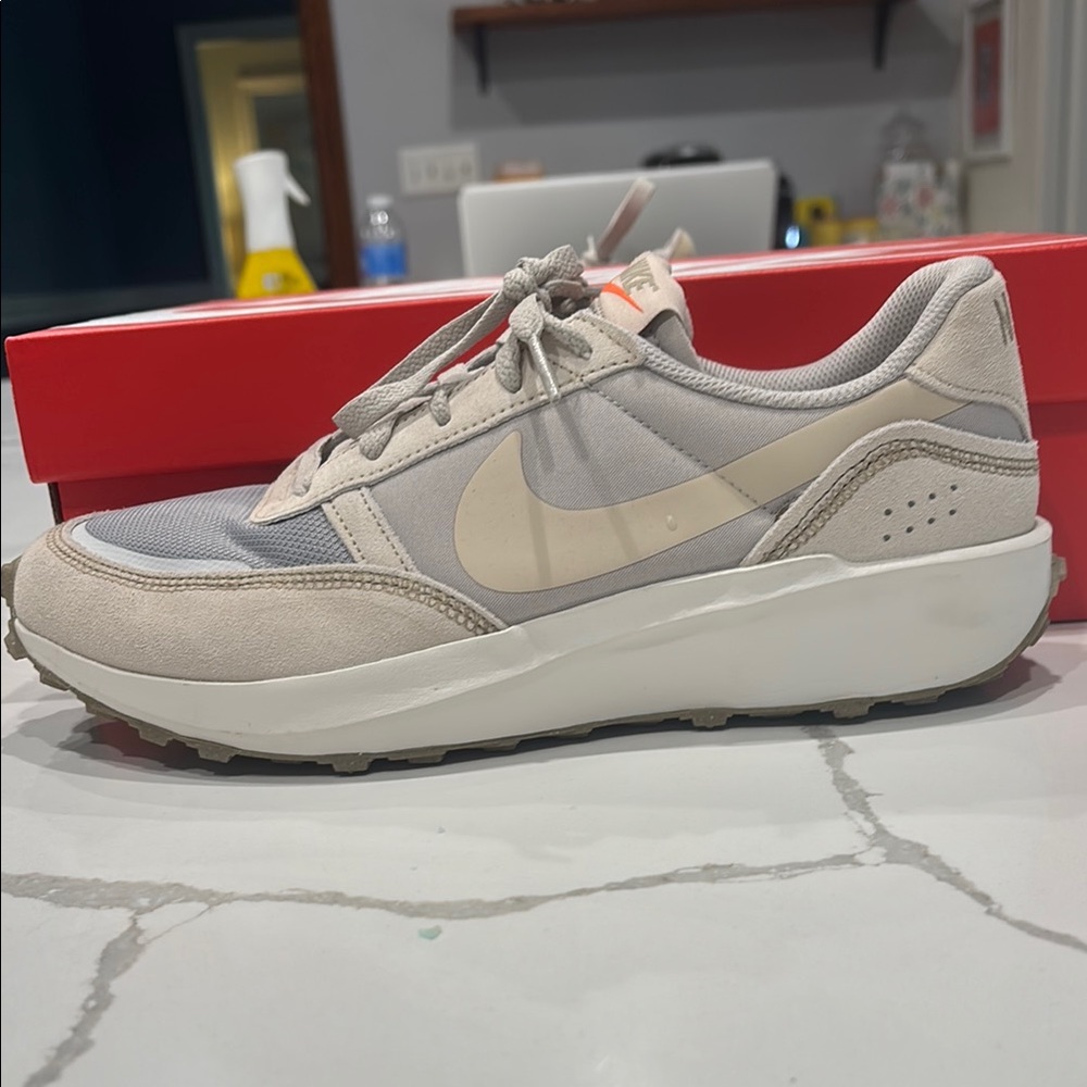 Nike Waffle Nav